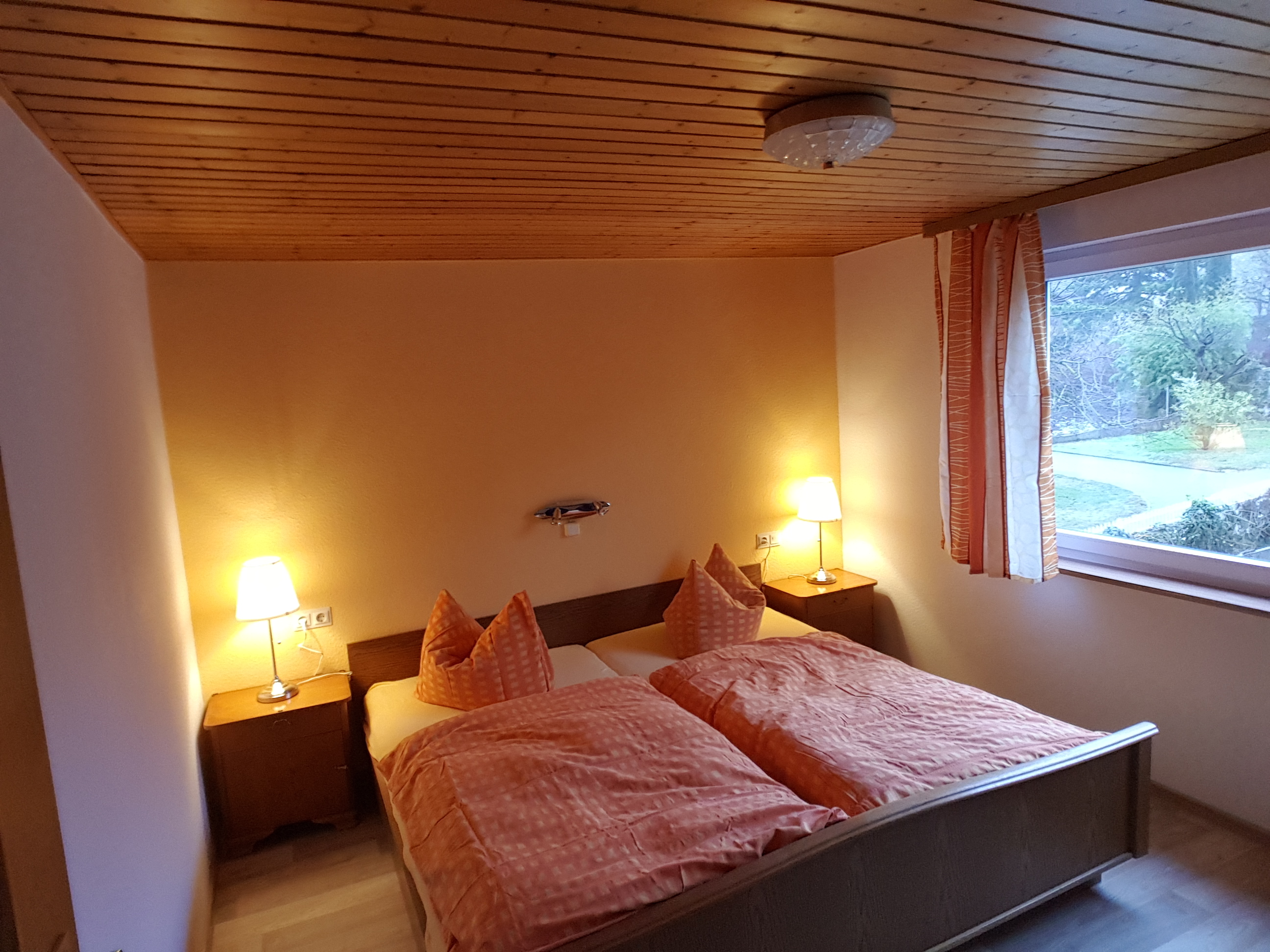 Schlafzimmer2.jpg